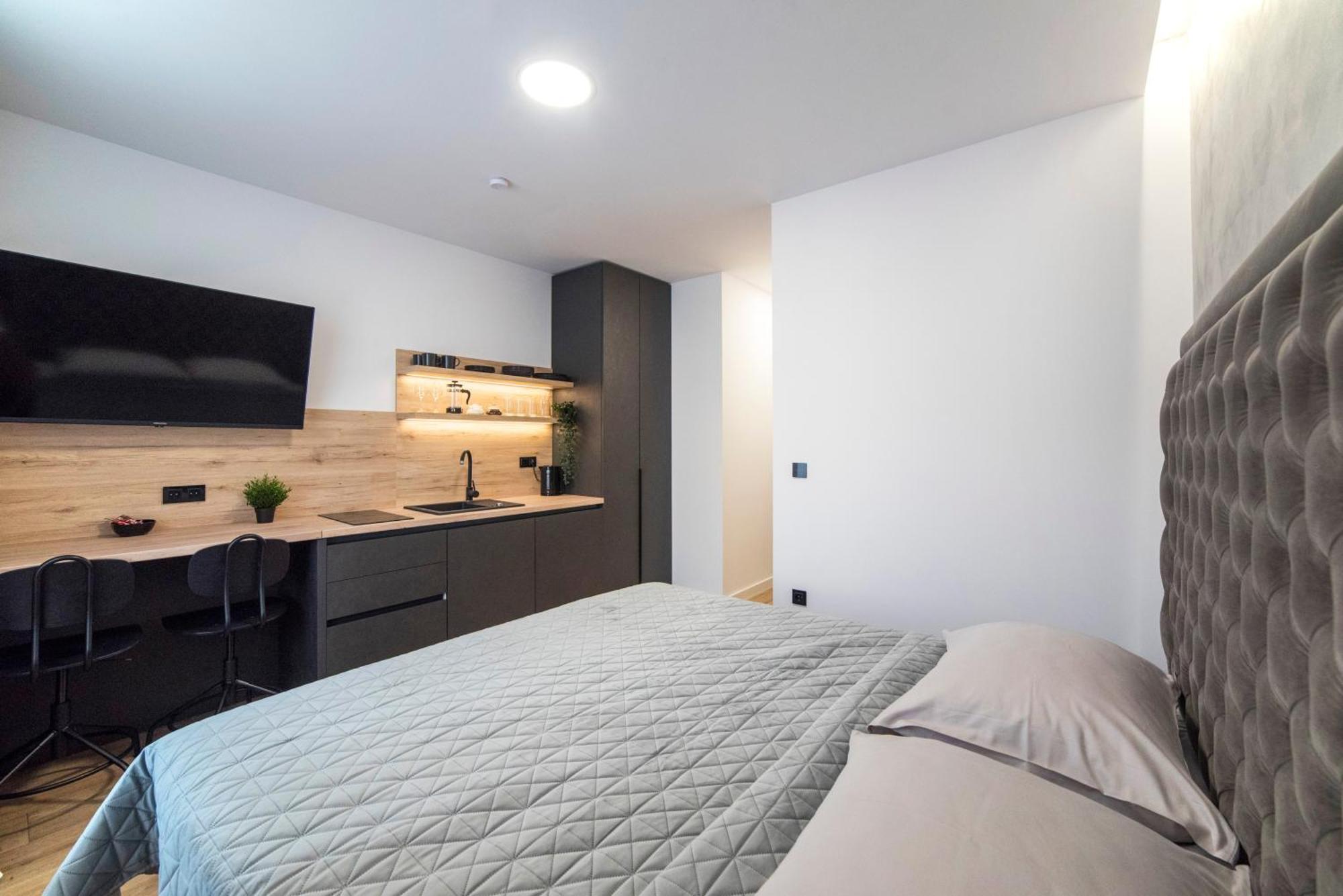 Liberty Apartments, 3Rd Floor, No Elevator زغرب الغرفة الصورة